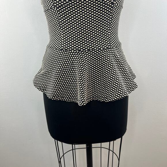 SANS SOUCI Knit Polka Dot Body Con Cut Out Back Peplum Zipper Top Size M Medium - Picture 5 of 9